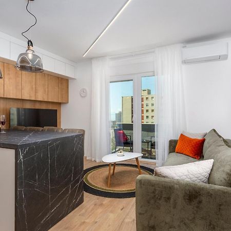 Brand New Apartment Close To The Beach, City Center And University Of Rijeka - Apartment Karlo Zewnętrze zdjęcie